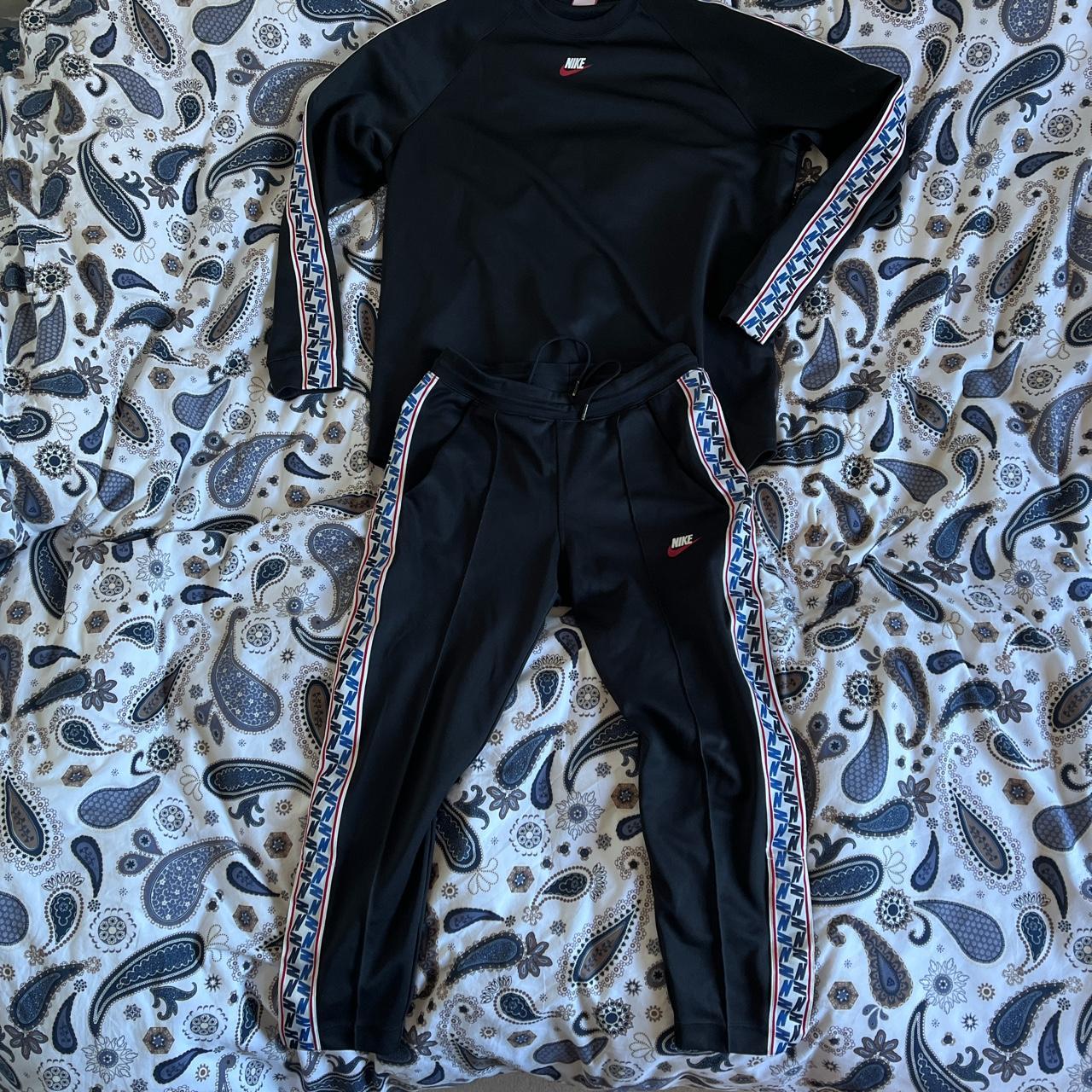 mens nike tracksuit jumper