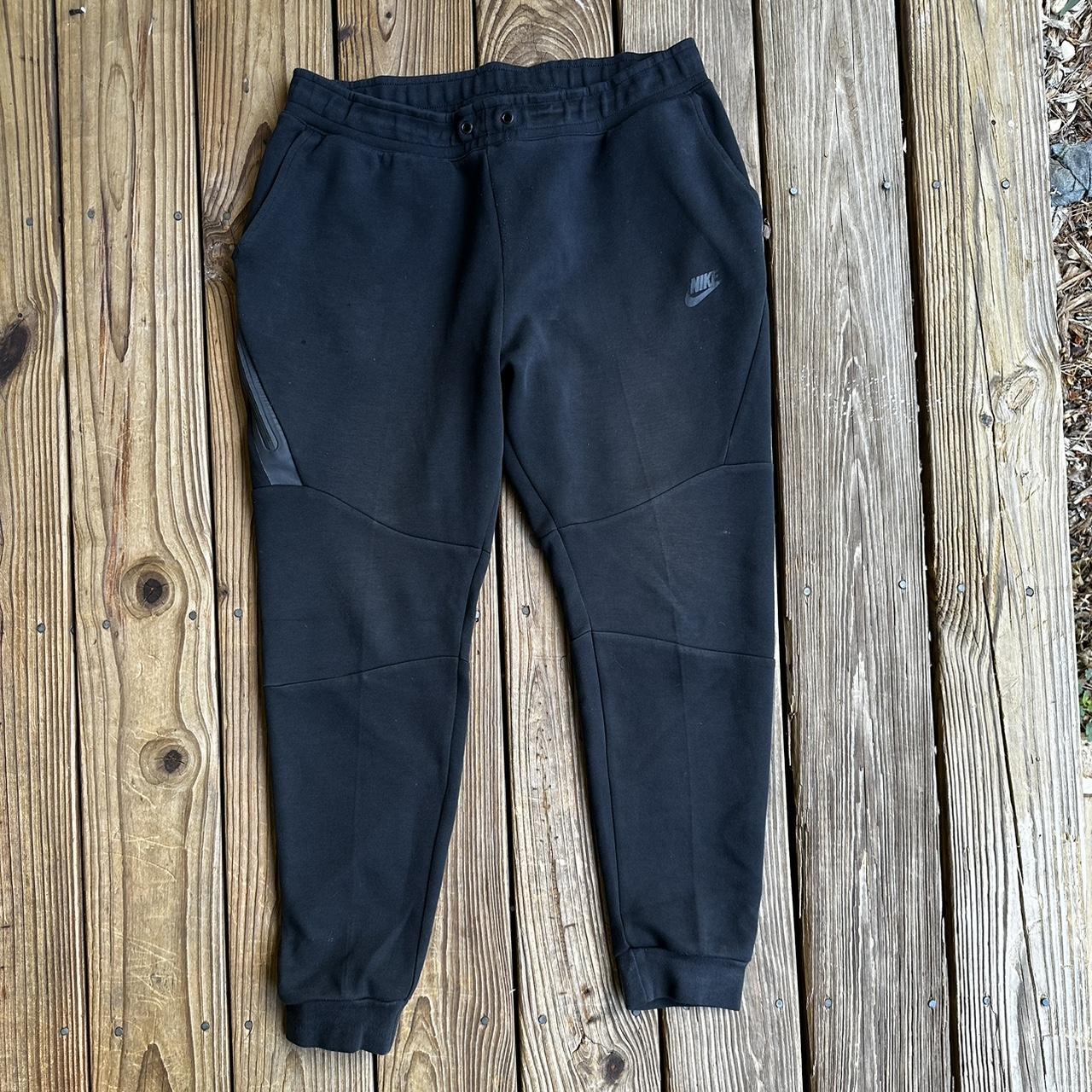 Black Nike Tech Sweatpants Size Large 8/10... - Depop