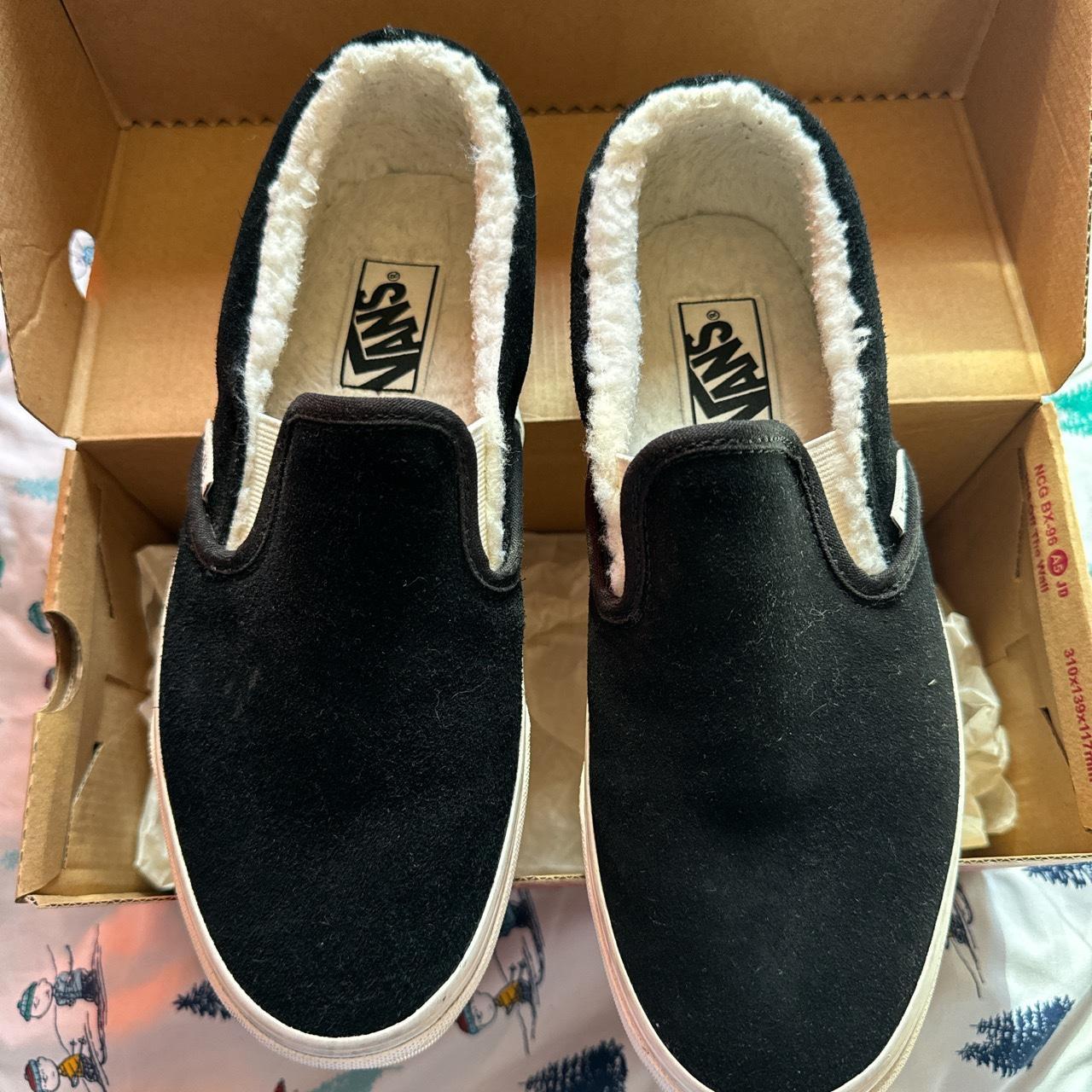 Fur lined vans sales slip ons womens