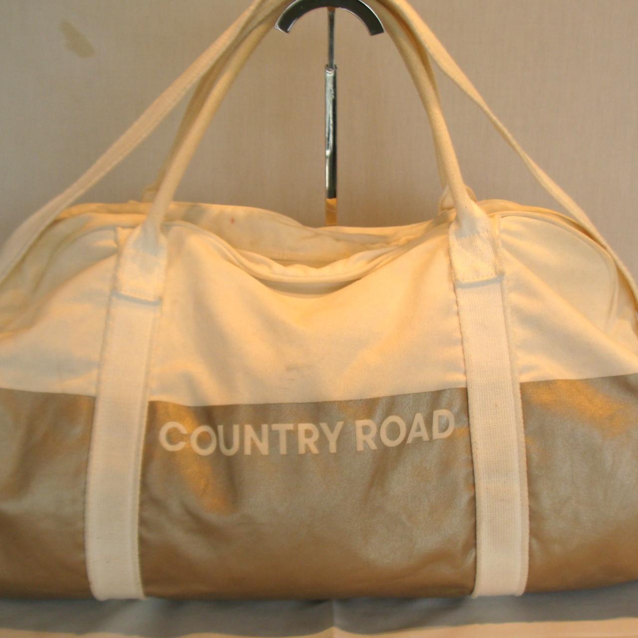 Country Road Duffle Bag Depop