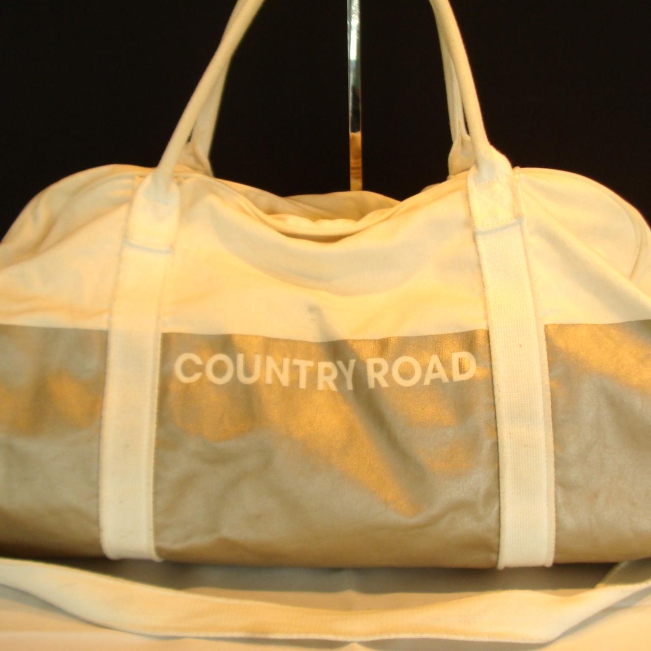 Country Road Duffle Bag Depop