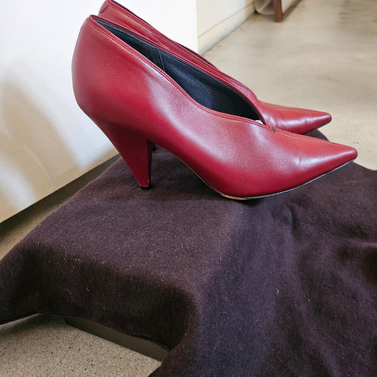 セリーヌ　CELINE V NECK NAPPA pump90 新品未使用値下げ セリーヌ CELINE V NECK NAPPA pump90 新品未使用