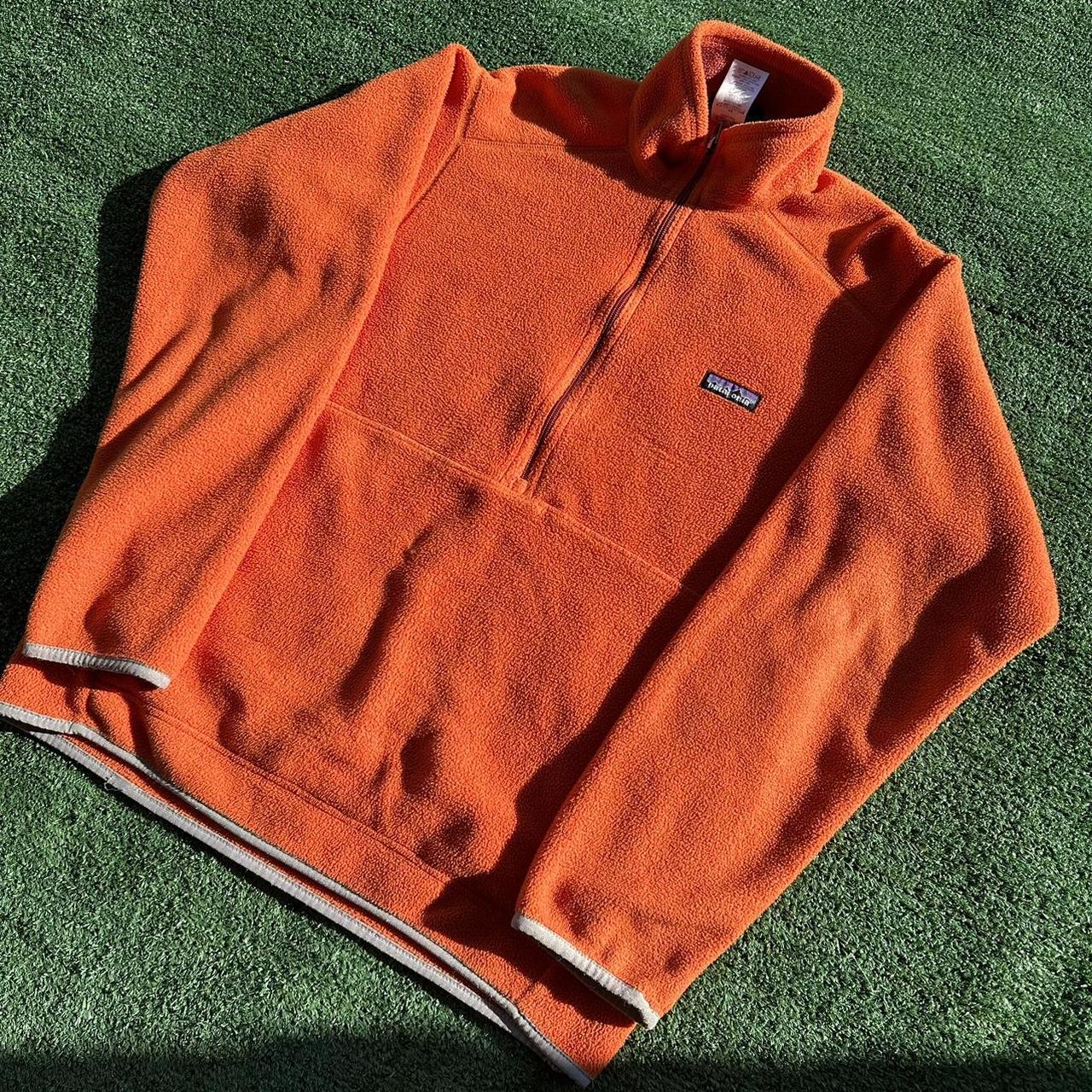  orange patagonia jacket fleece🍊🍊🍊 men’s medium... Depop