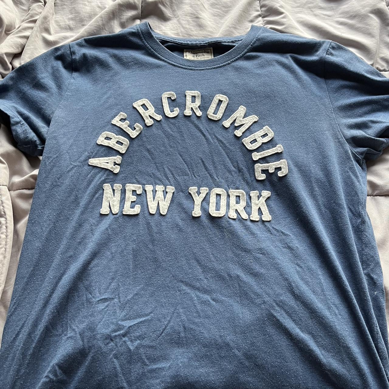 Comfy Abercrombie Shirt - Depop