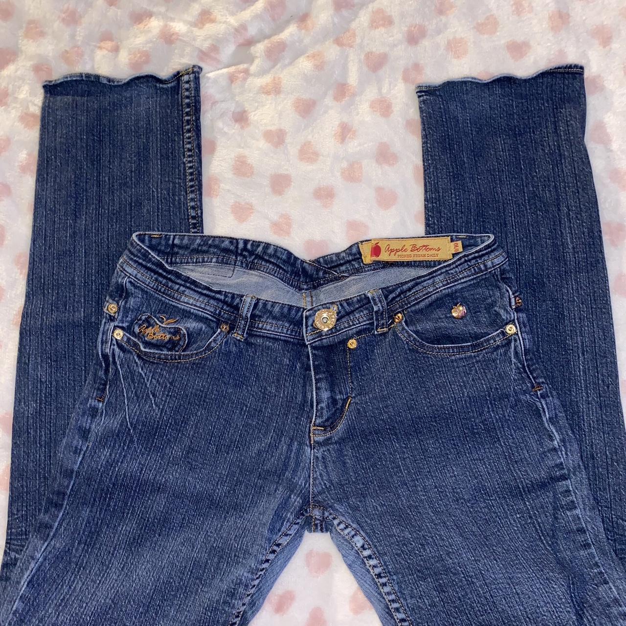 Iconic low rise Apple bottom jeans🍎 In perfect... - Depop