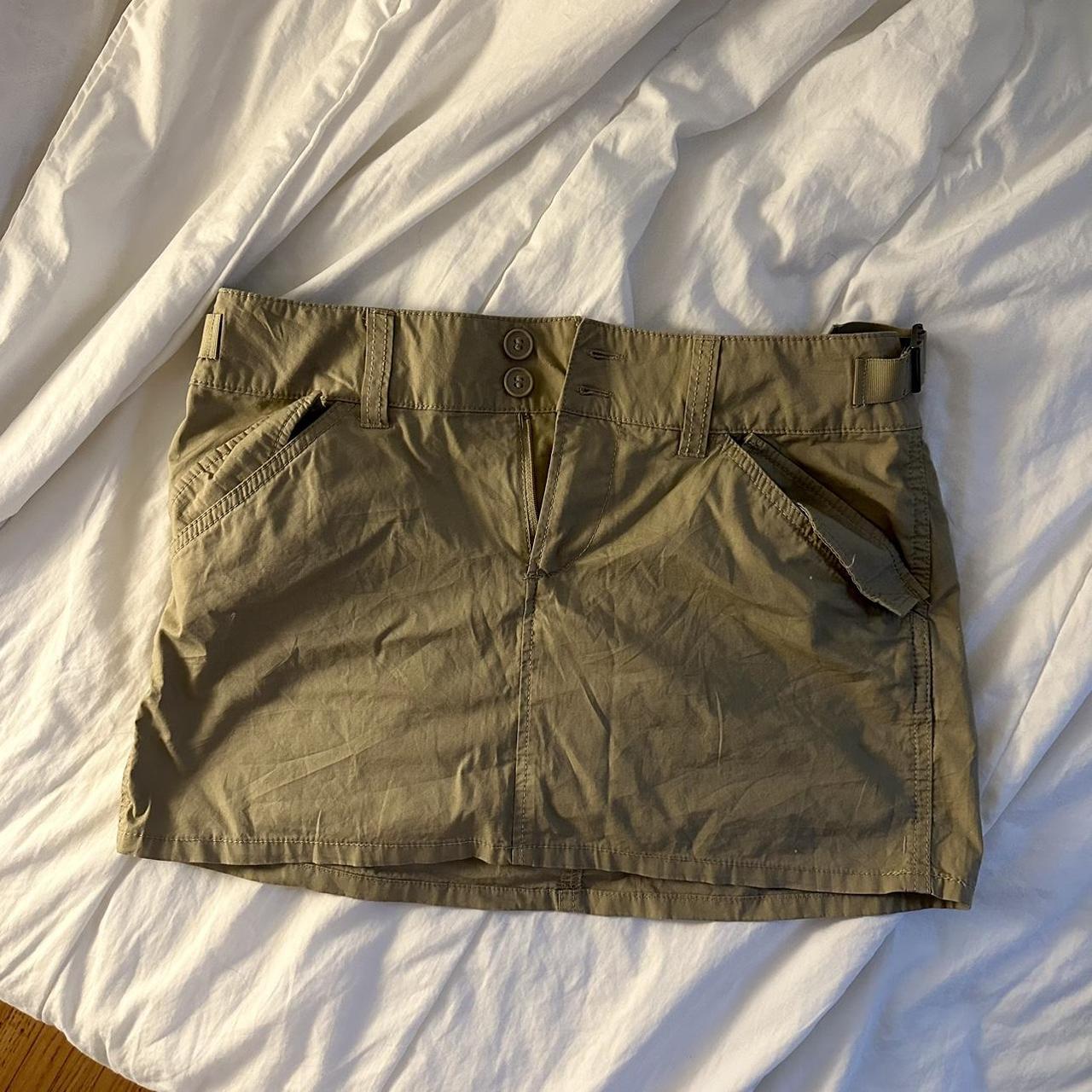 H and m outlet khaki skirt