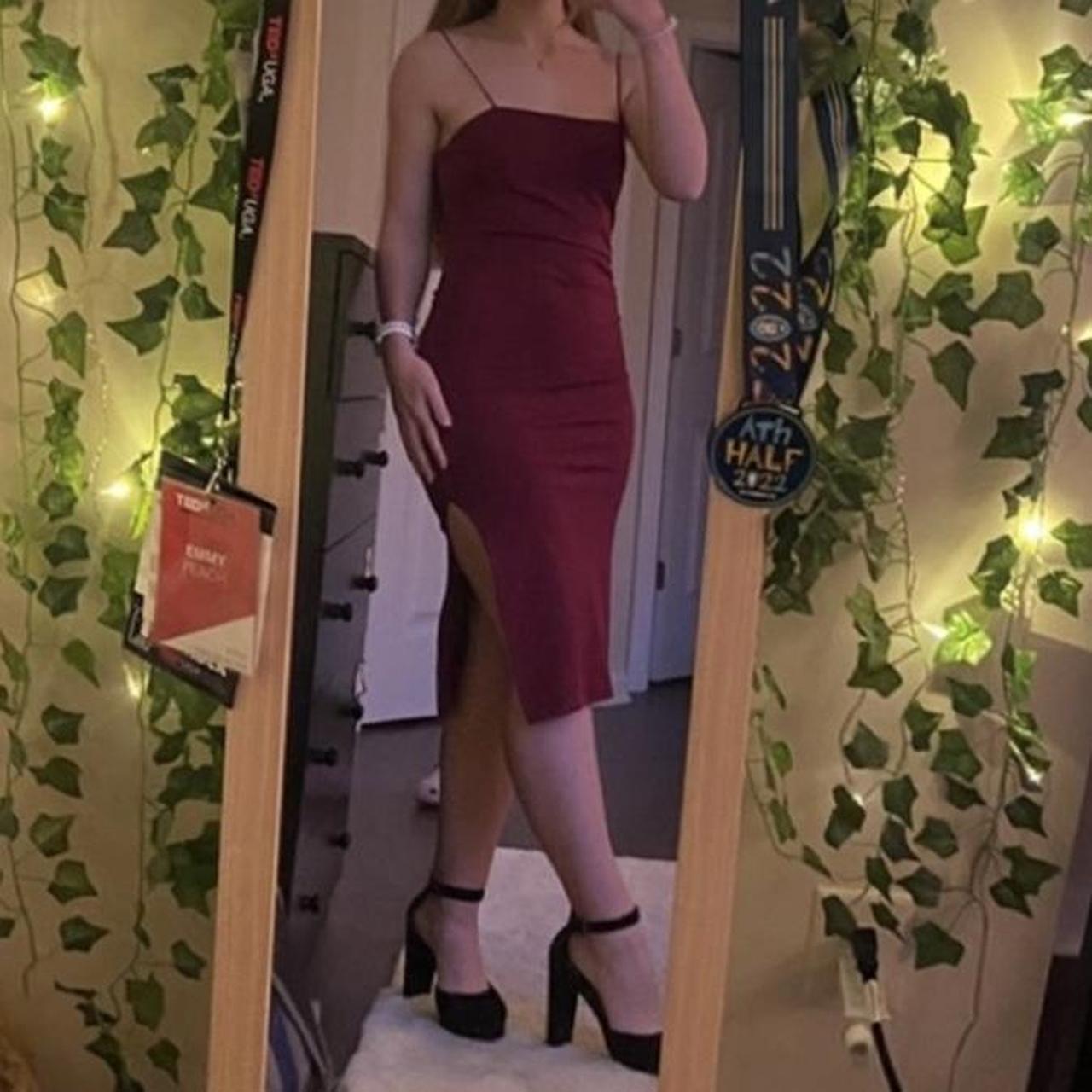 Francesca’s Bodycon Midi Cocktail Dress, Make it
