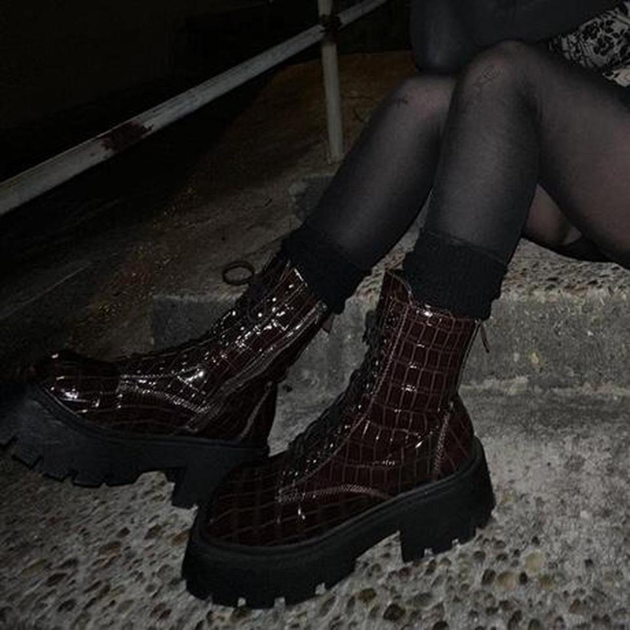 low boots bordeaux