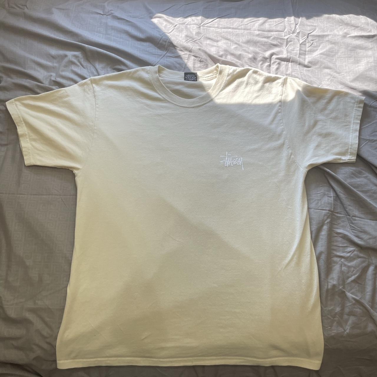 Stüssy Men's Cream T-shirt | Depop