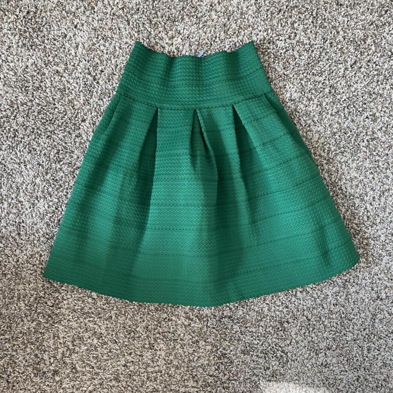 Anthropologie Girls From Savoy Tiered Kelly Green... - Depop