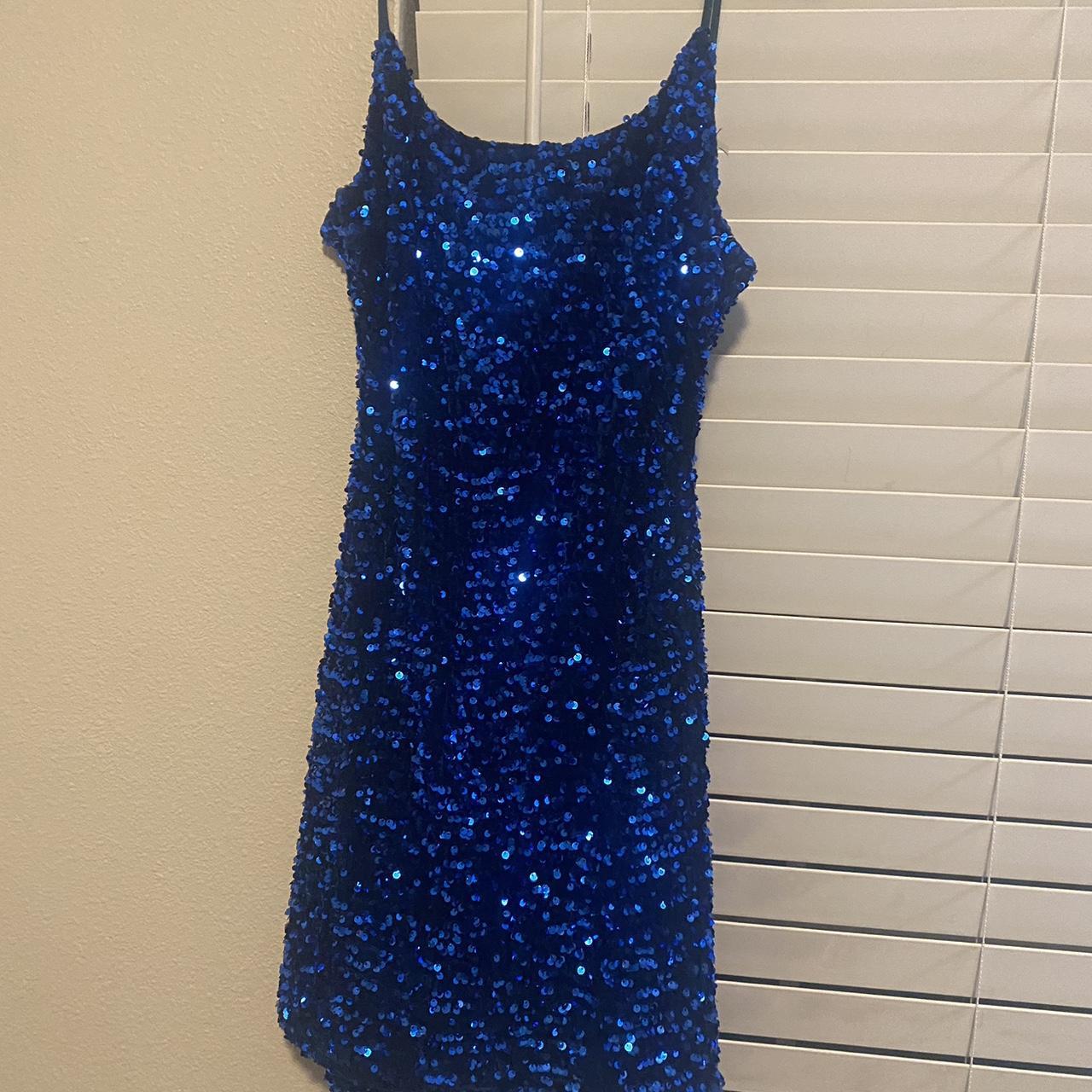 backless blue dress - Depop