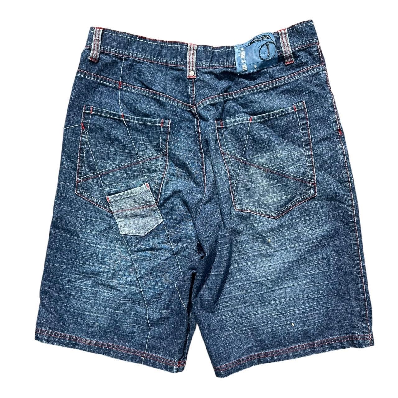 item listed by newmoonfinds