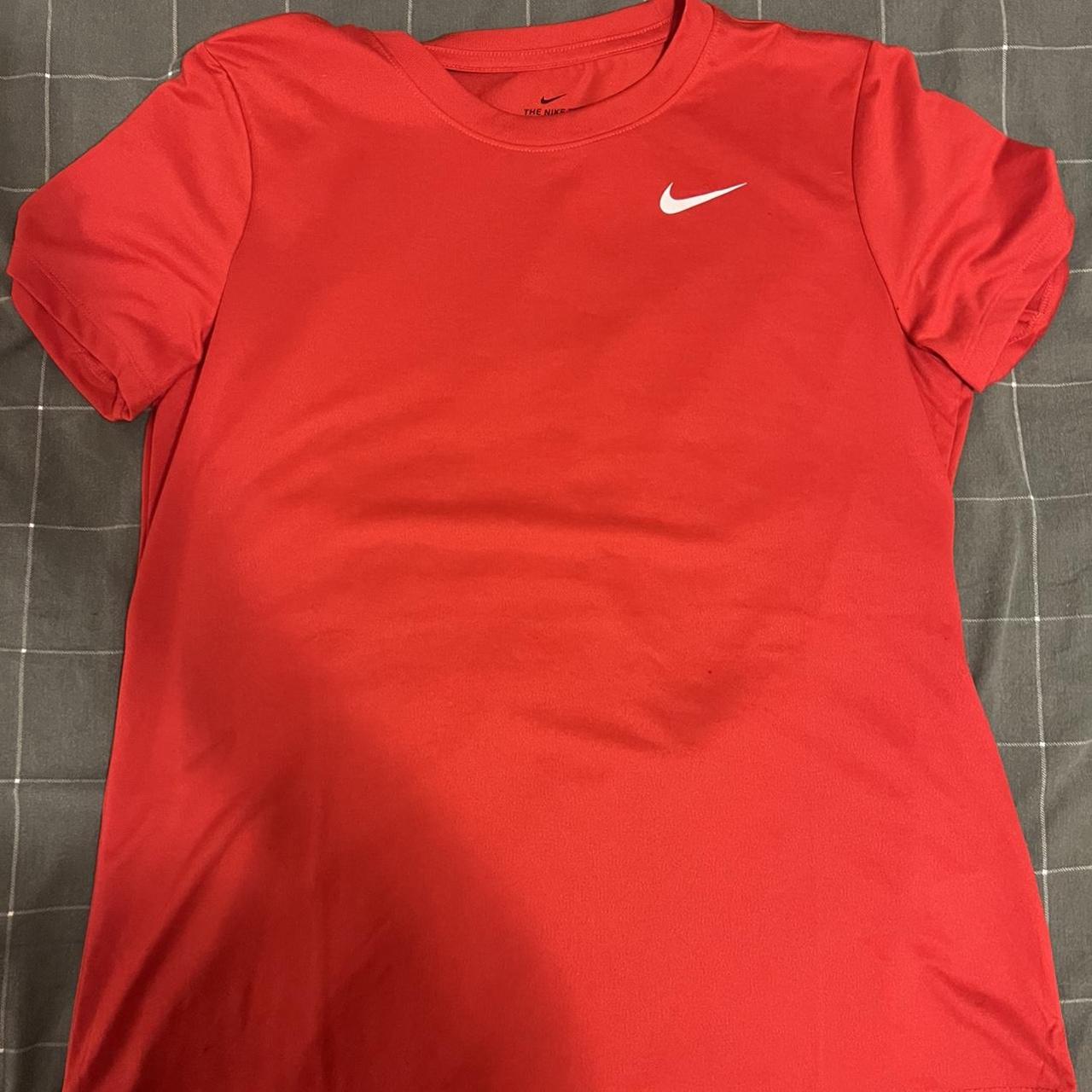 Nike Women's Red T-shirt | Depop