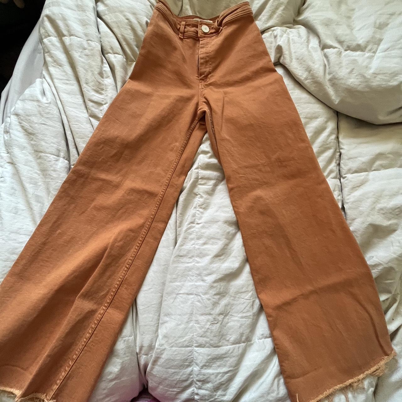 High waisted Zara pants! Wore acouple times but... - Depop