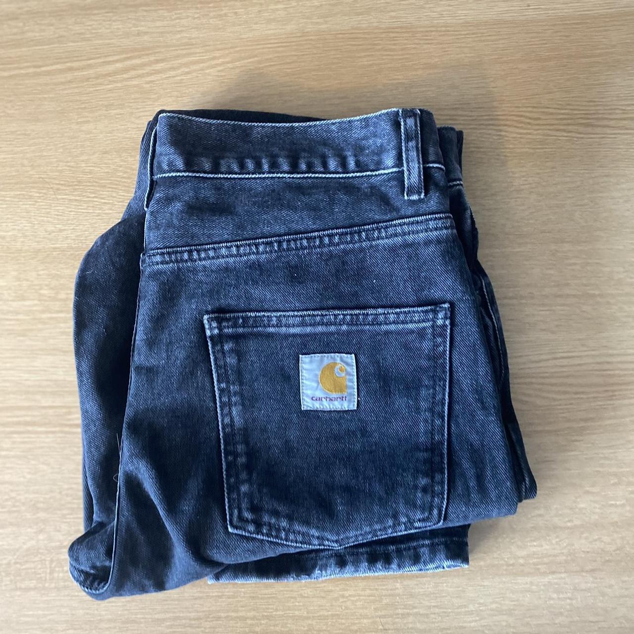 Carhartt loose fitting jeans Only worn a few times. - Depop