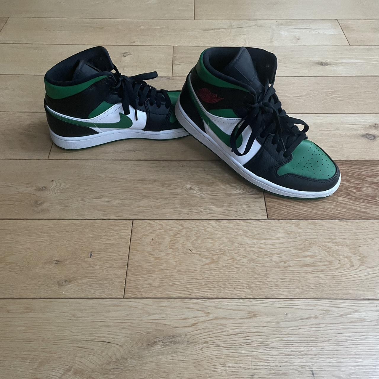 jordan 1 mid green toe shirt