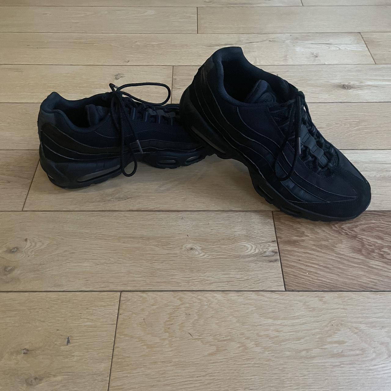 95s triple black