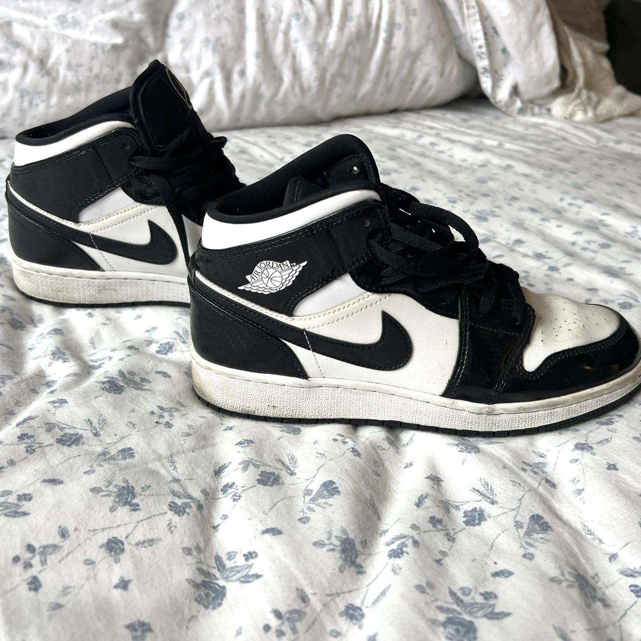 mens black nike jordans