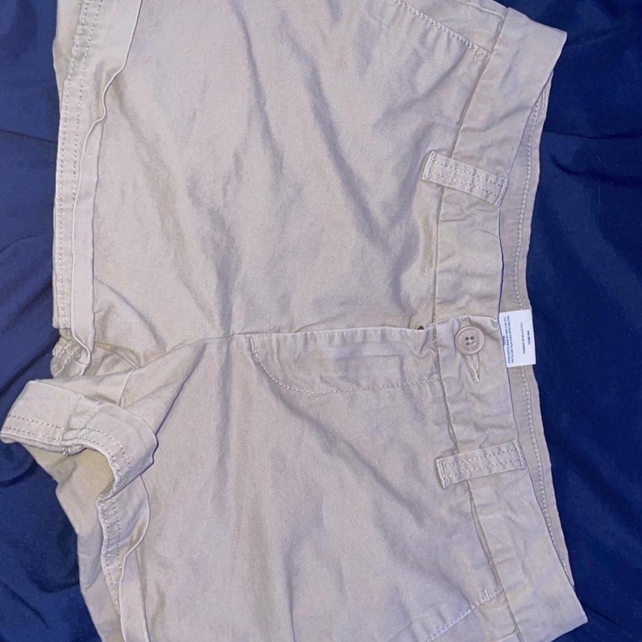 Magellan size 4 low rise outdoor shorts - Depop