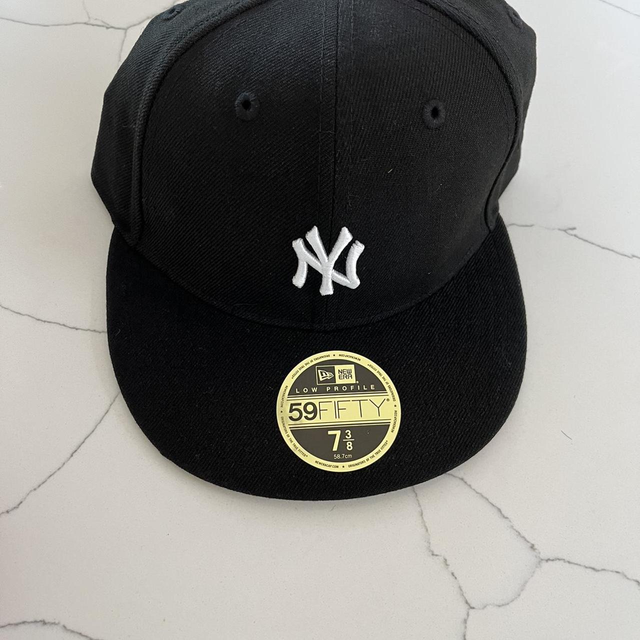 new era x kith yankees fitted - size 7 3/8 - brand... - Depop