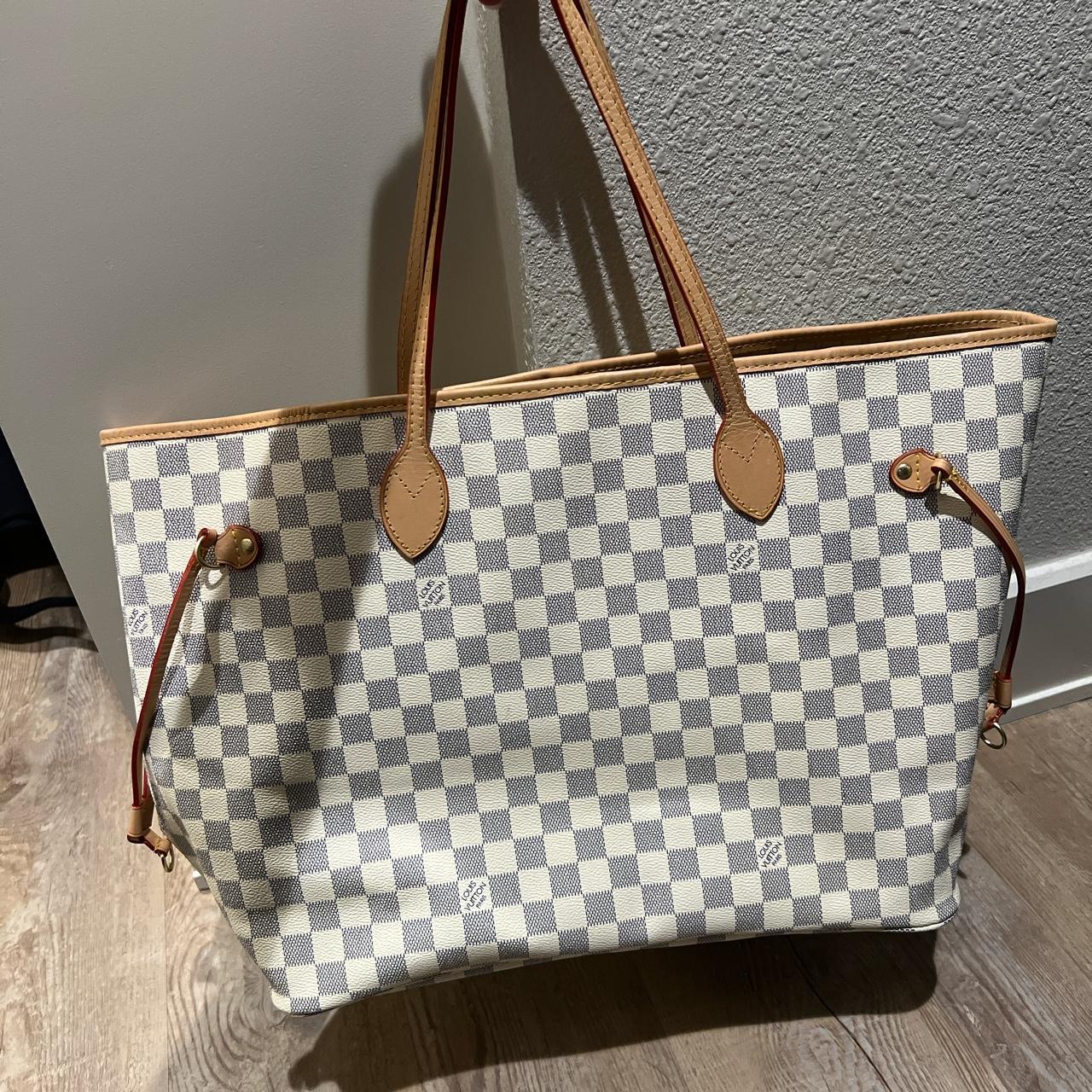 Louis Vuitton Never Full Bag Never Used Love love... Depop