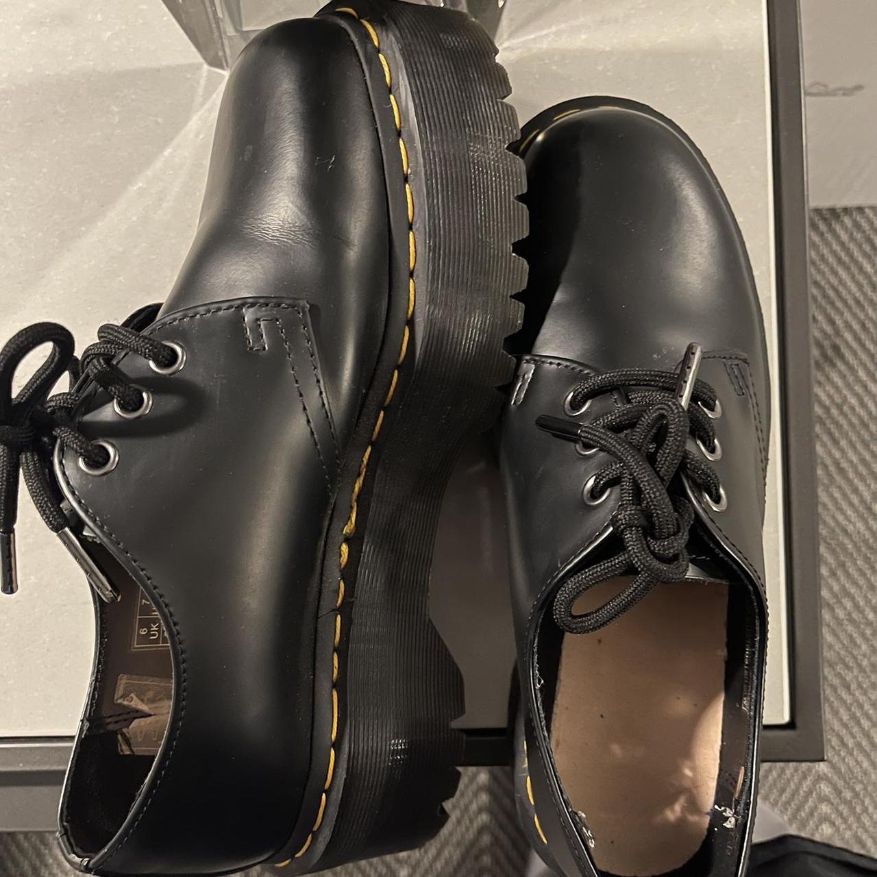 Depop hot sale doc martens