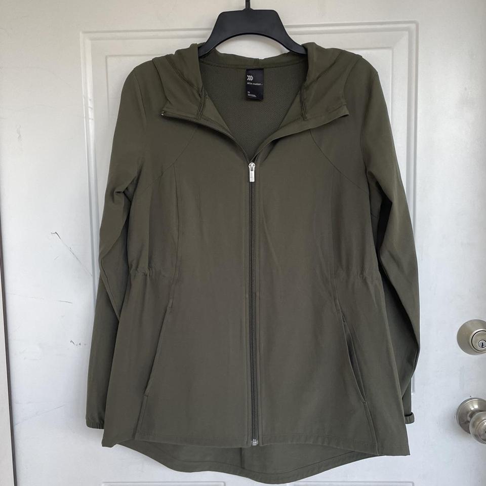 All in Motion water-resistant jacket It's a great - Depop