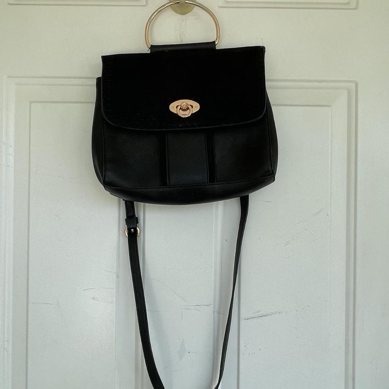 LC Lauren Conrad crossbody Bag In good condition Depop