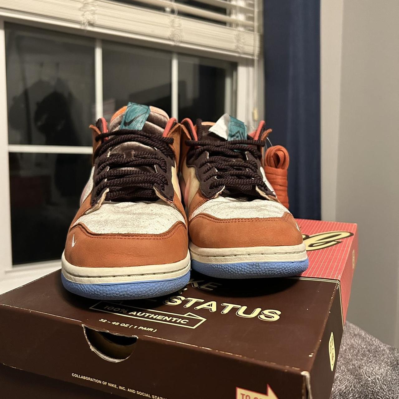 dunk mid chocolate milk box