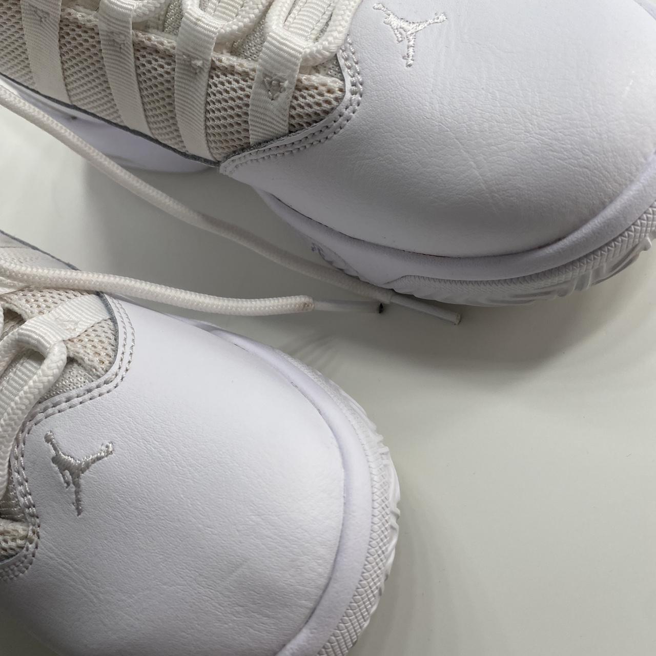 jordan 11 low white bred on feet