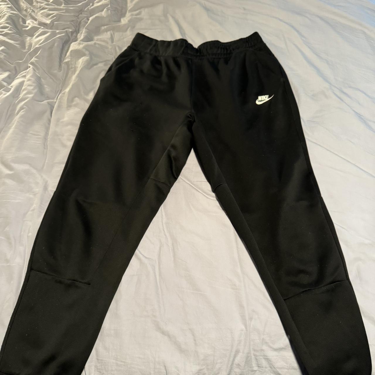 nike joggers depop