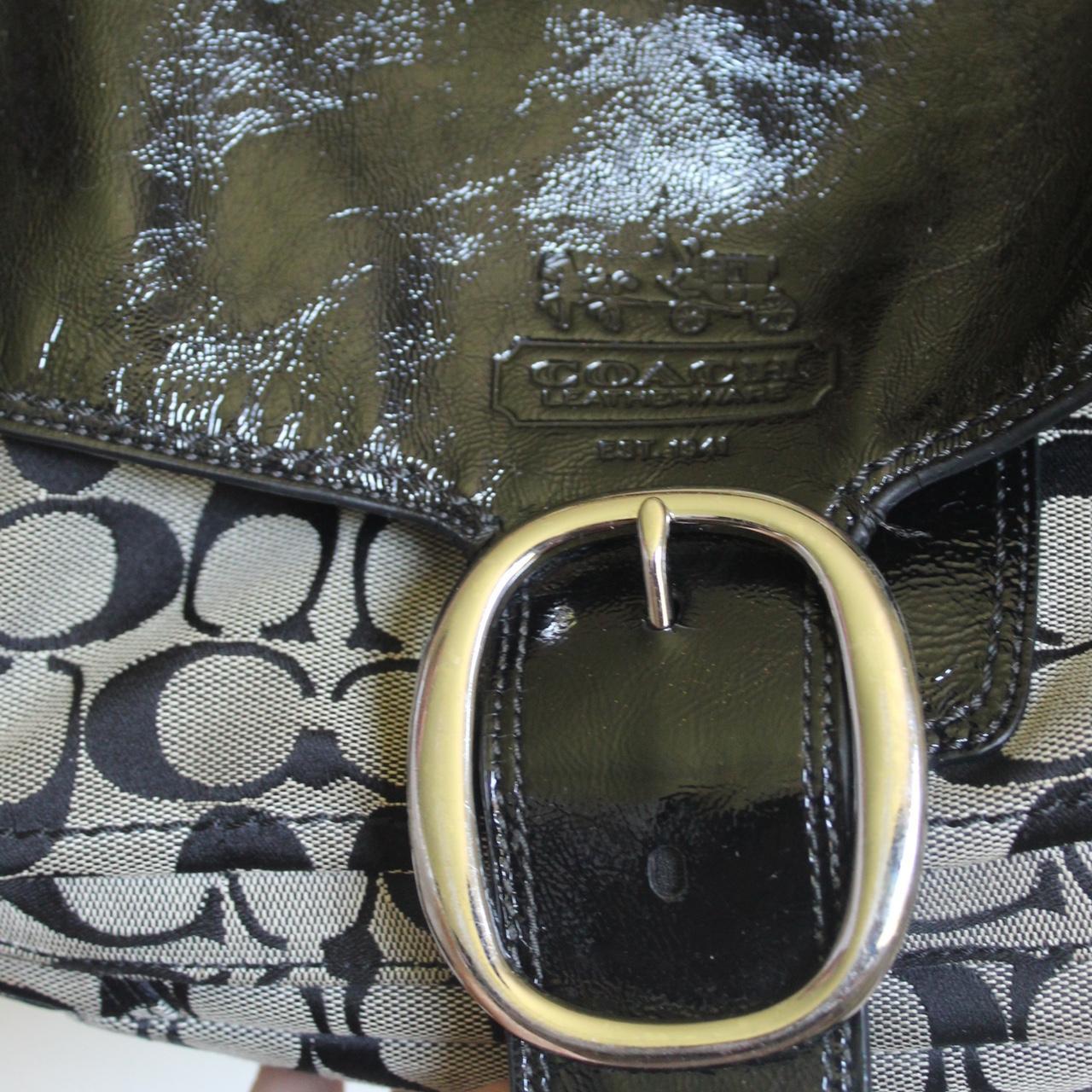 Vintage 00s Coach Shoulder Bag 🖤⭐️ In beautiful, | Depop Vintage 00s Coach Shoulder Bag 🖤⭐️ In beautiful, | Depop