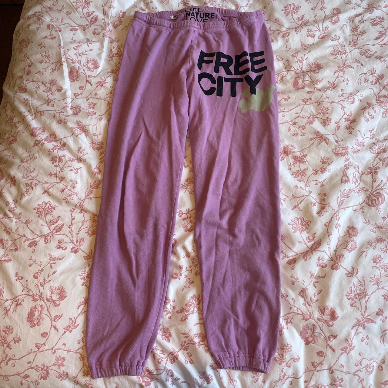 Free city sweats small or medium fit baggy Depop Free city sweats small or medium fit baggy Depop