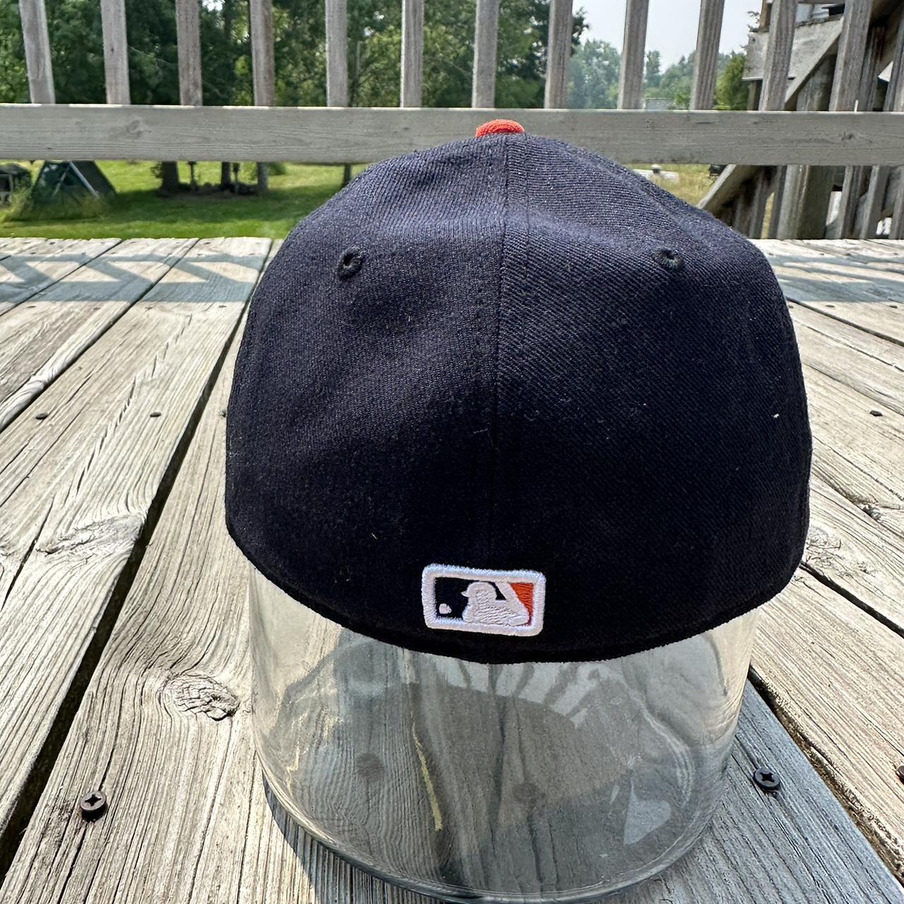 Vintage Detroit Tigers snapback hat in navy. From - Depop