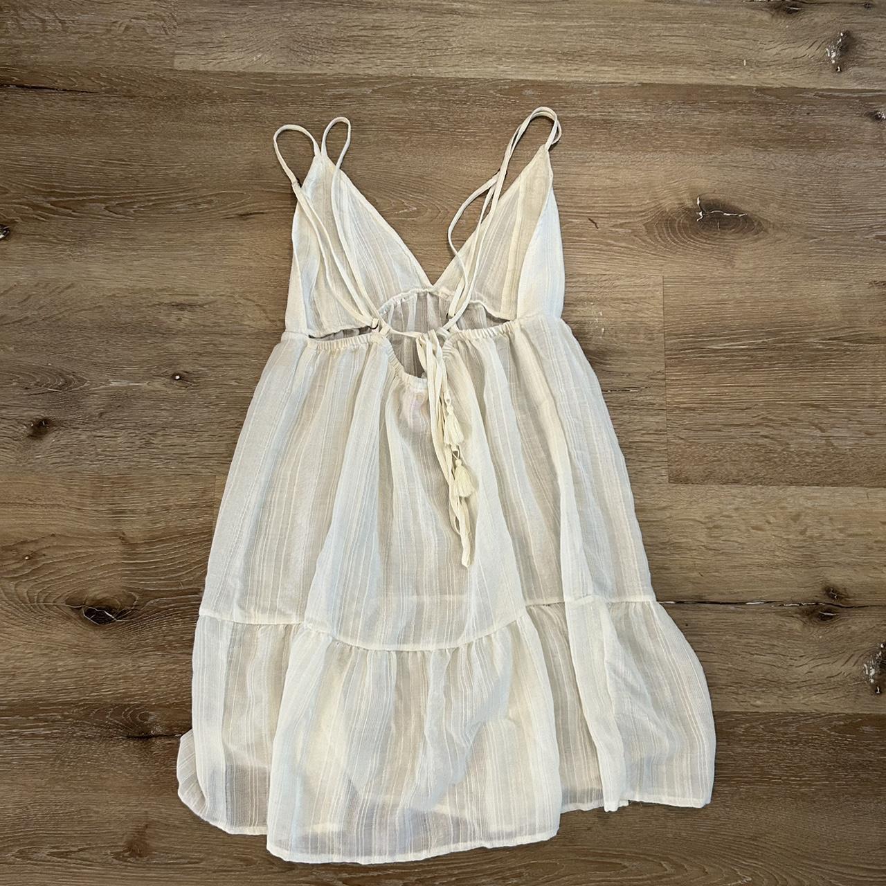 White beachy cover up target size M Depop