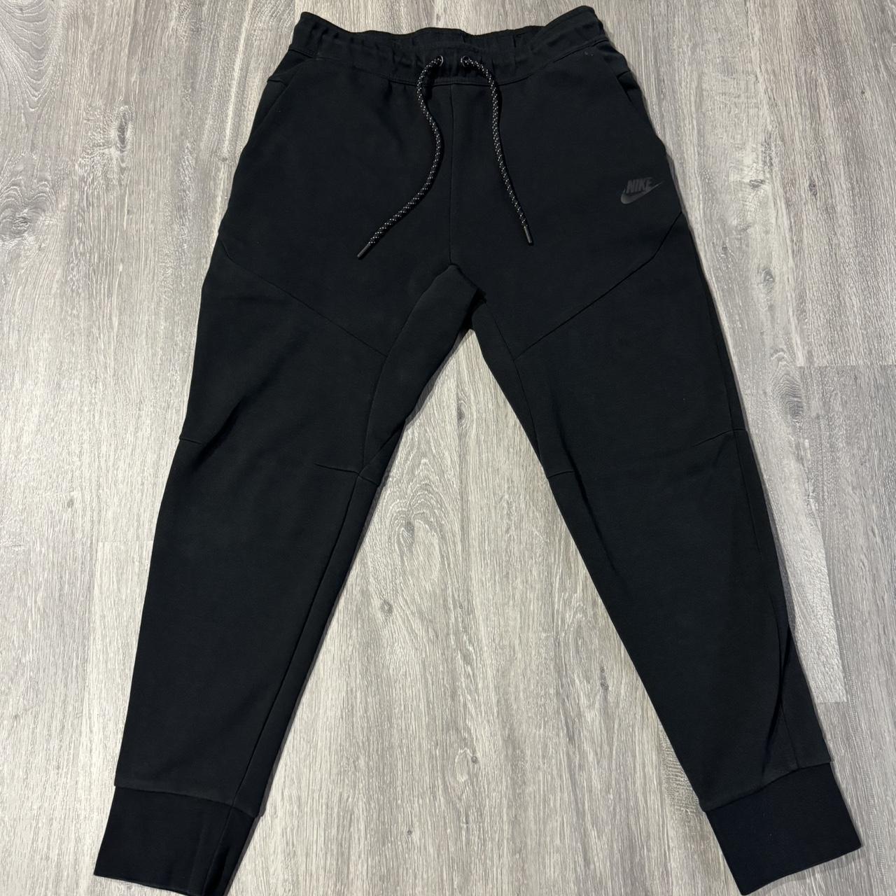 mens nike tech joggers