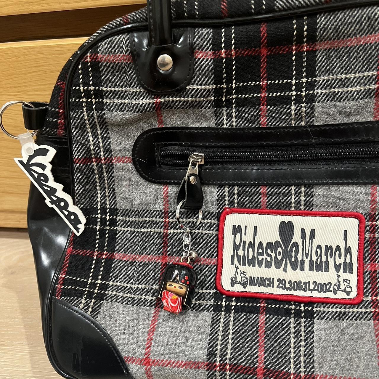 APC paul flannel Check Boston bag. Really stylish - Depop