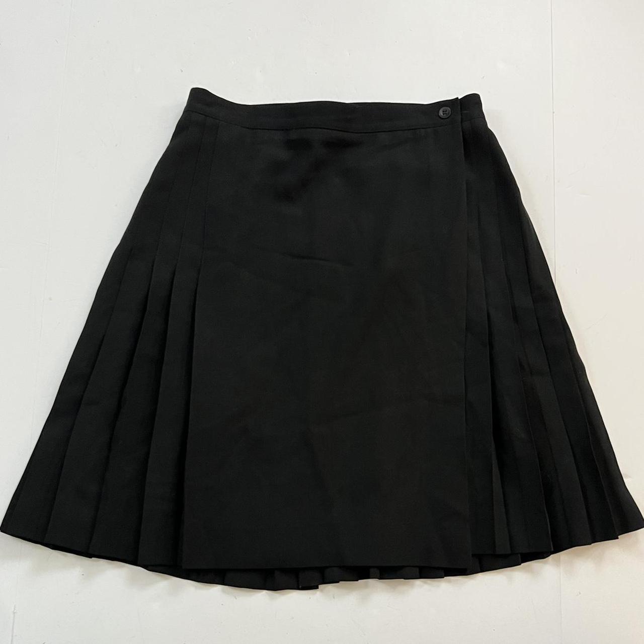 Jones New York Women's Black Skirt | Depop