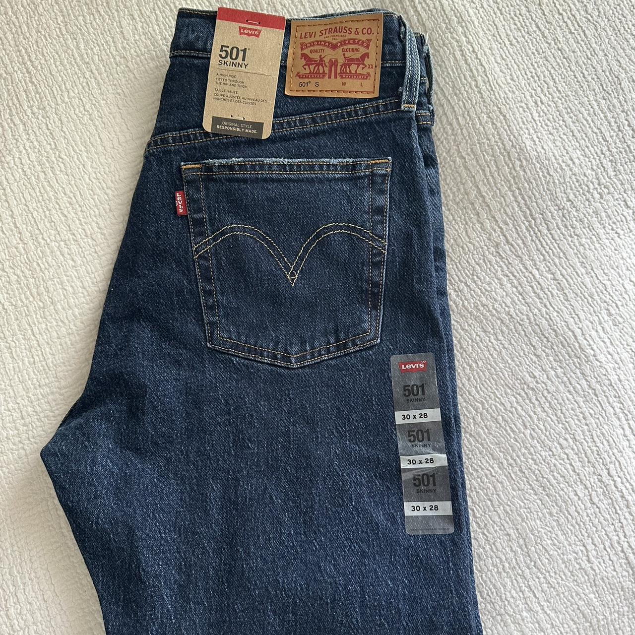 Levi 501 Skinny Jeans 30 x 28 - Depop