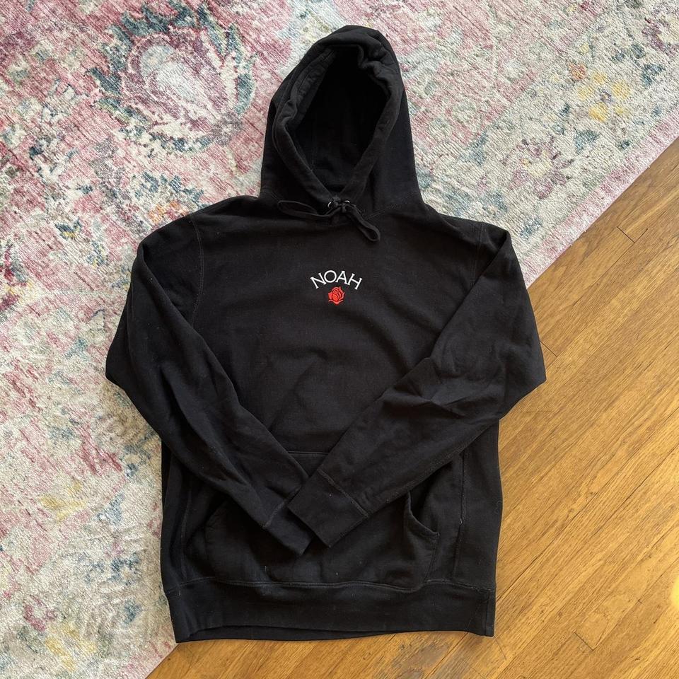 Noah embroidered rose logo hoodie from f/w 2017 -... - Depop