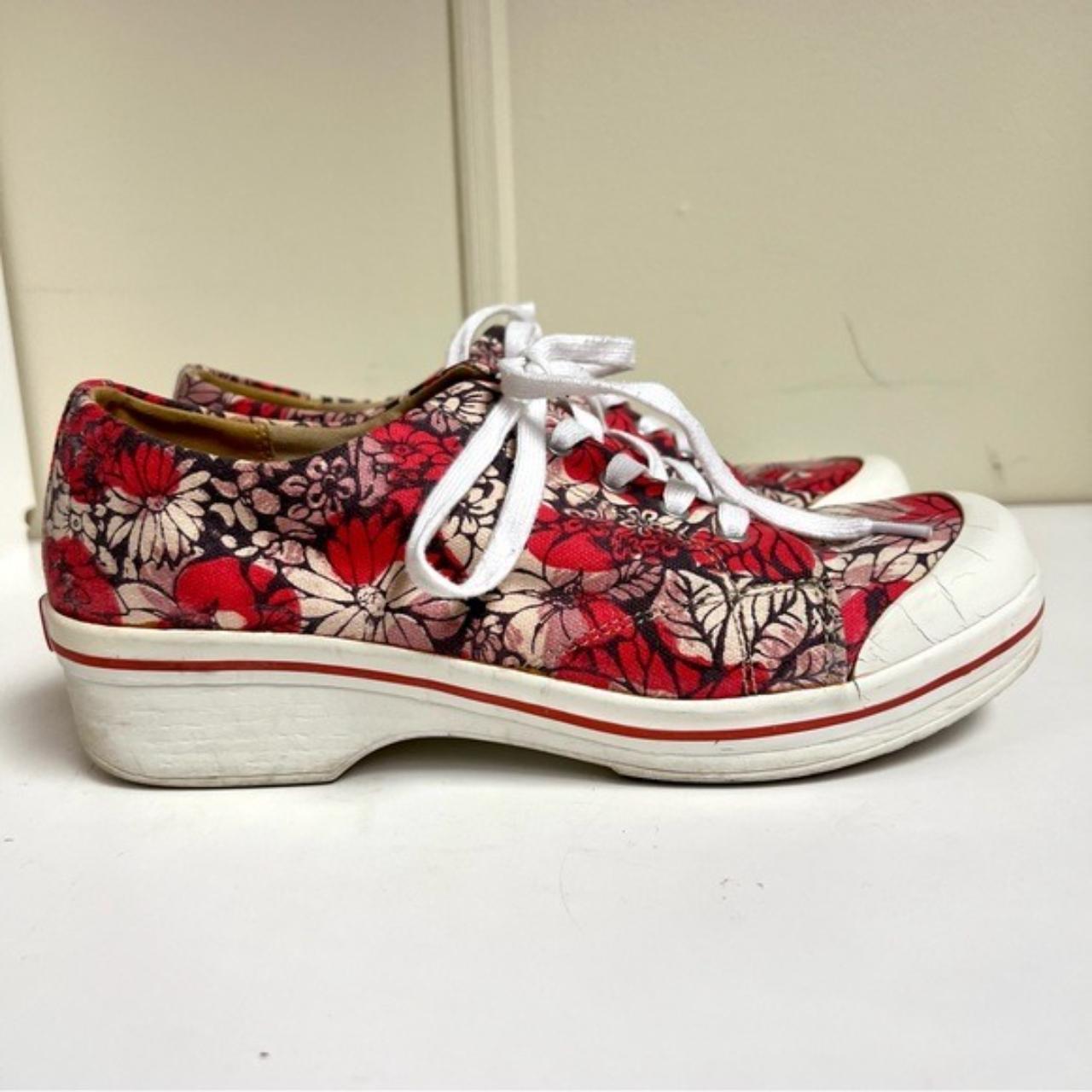 Dansko discount floral shoes