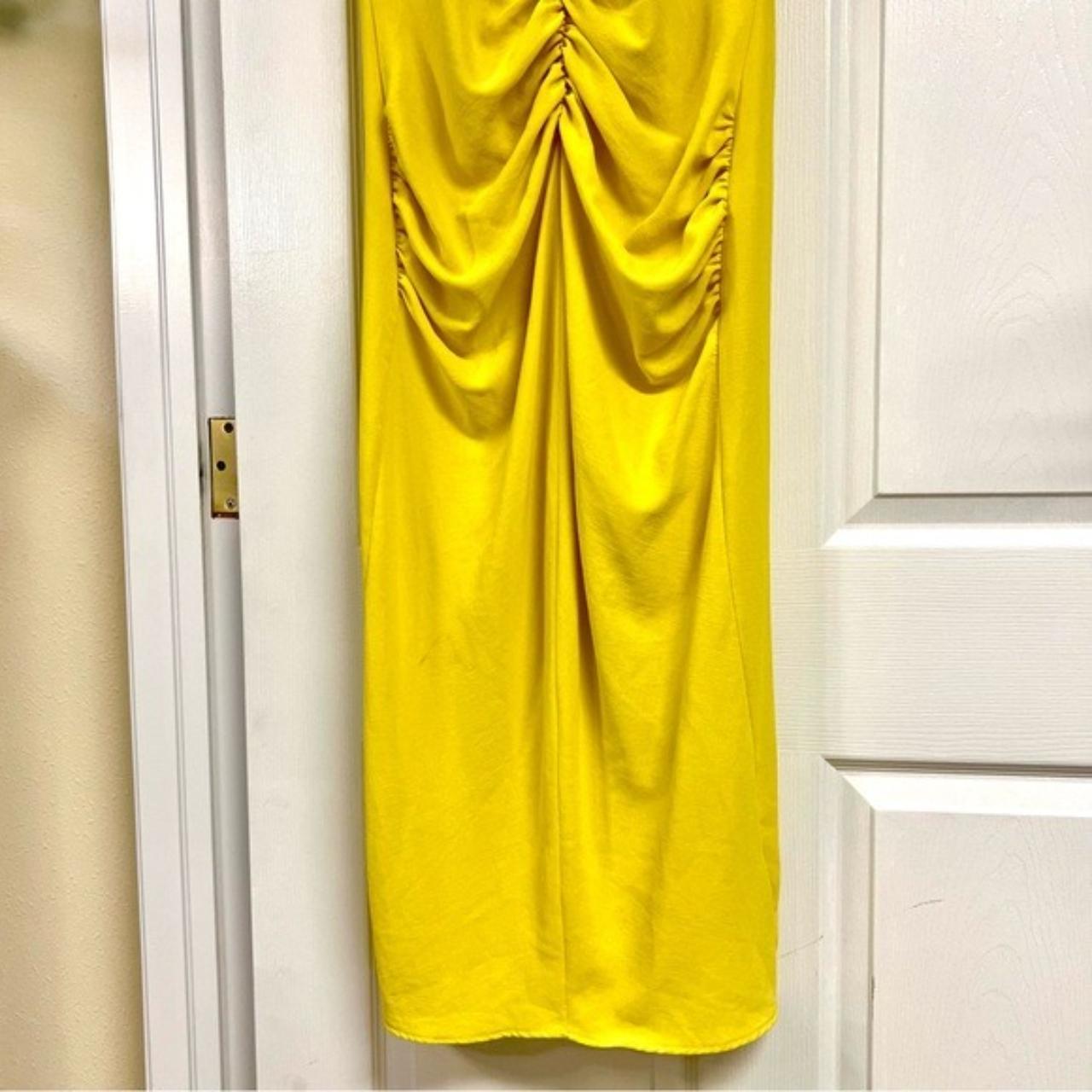 ZARA Center Ruched Lemon V-neck midi