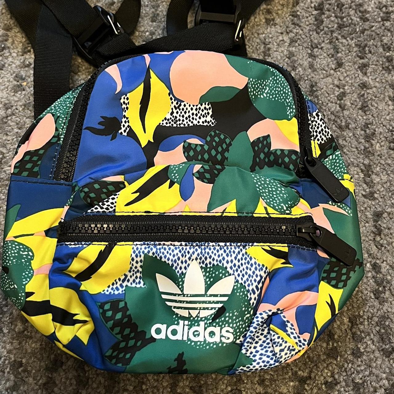 Adidas rucksack bunt on sale