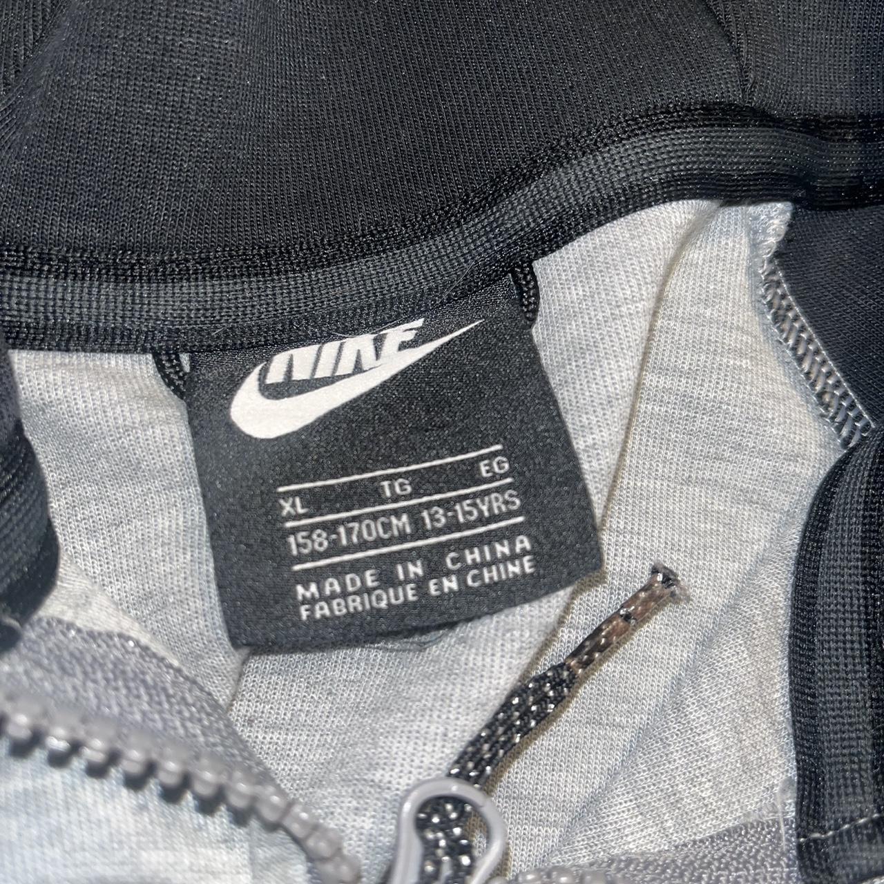 glue nike tech fleece