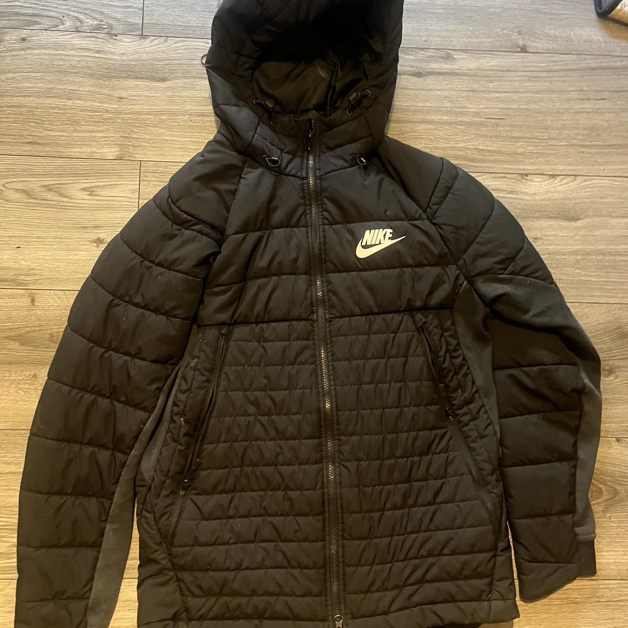 black nike hybrid jacket