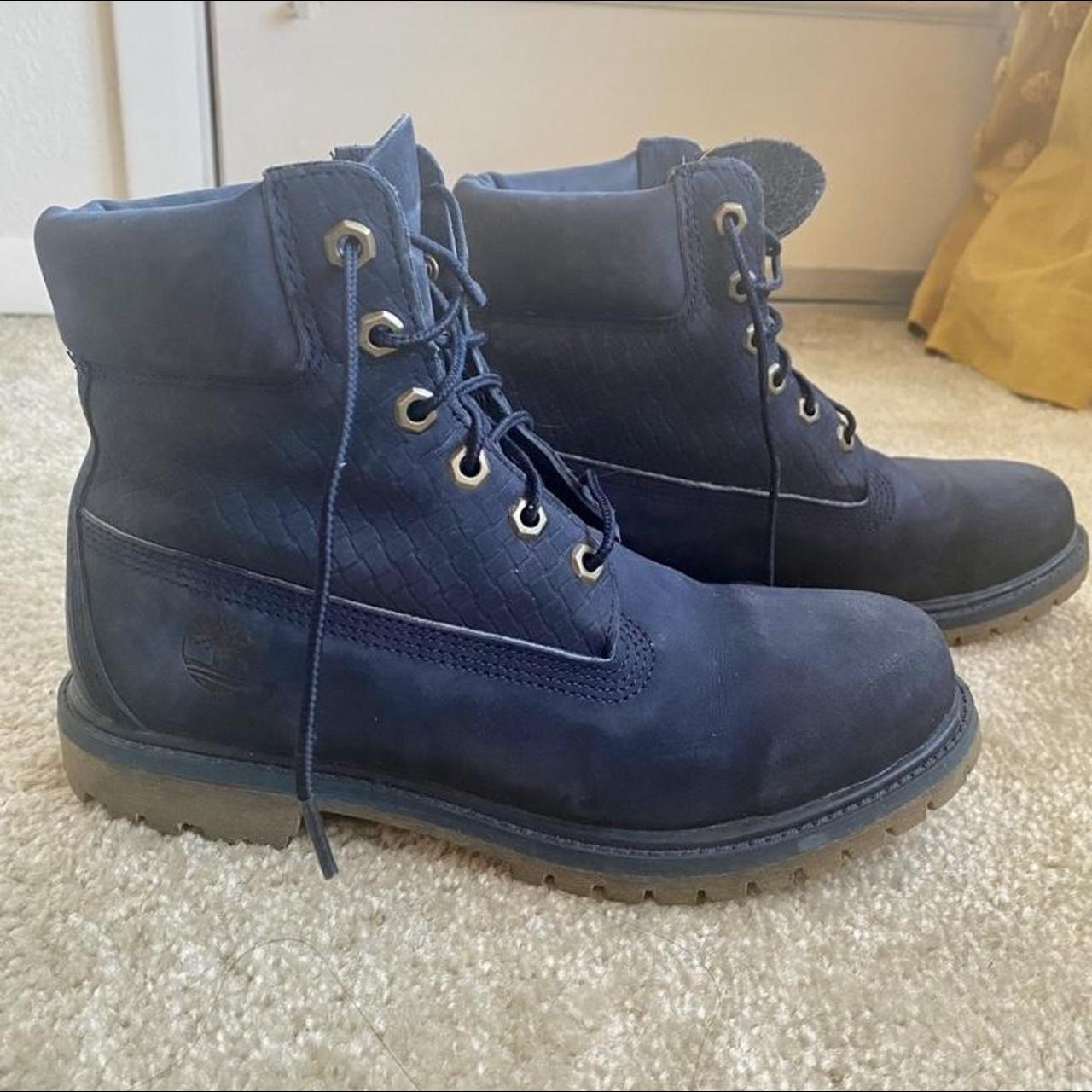 Timberland Women's Navy and Blue Boots | Depop