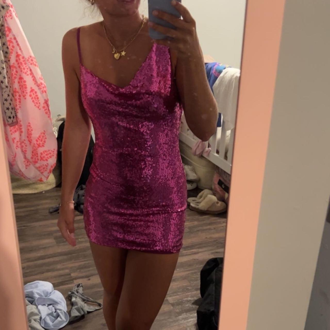 Hello molly hoco/out to dinner dress Love the color... Depop