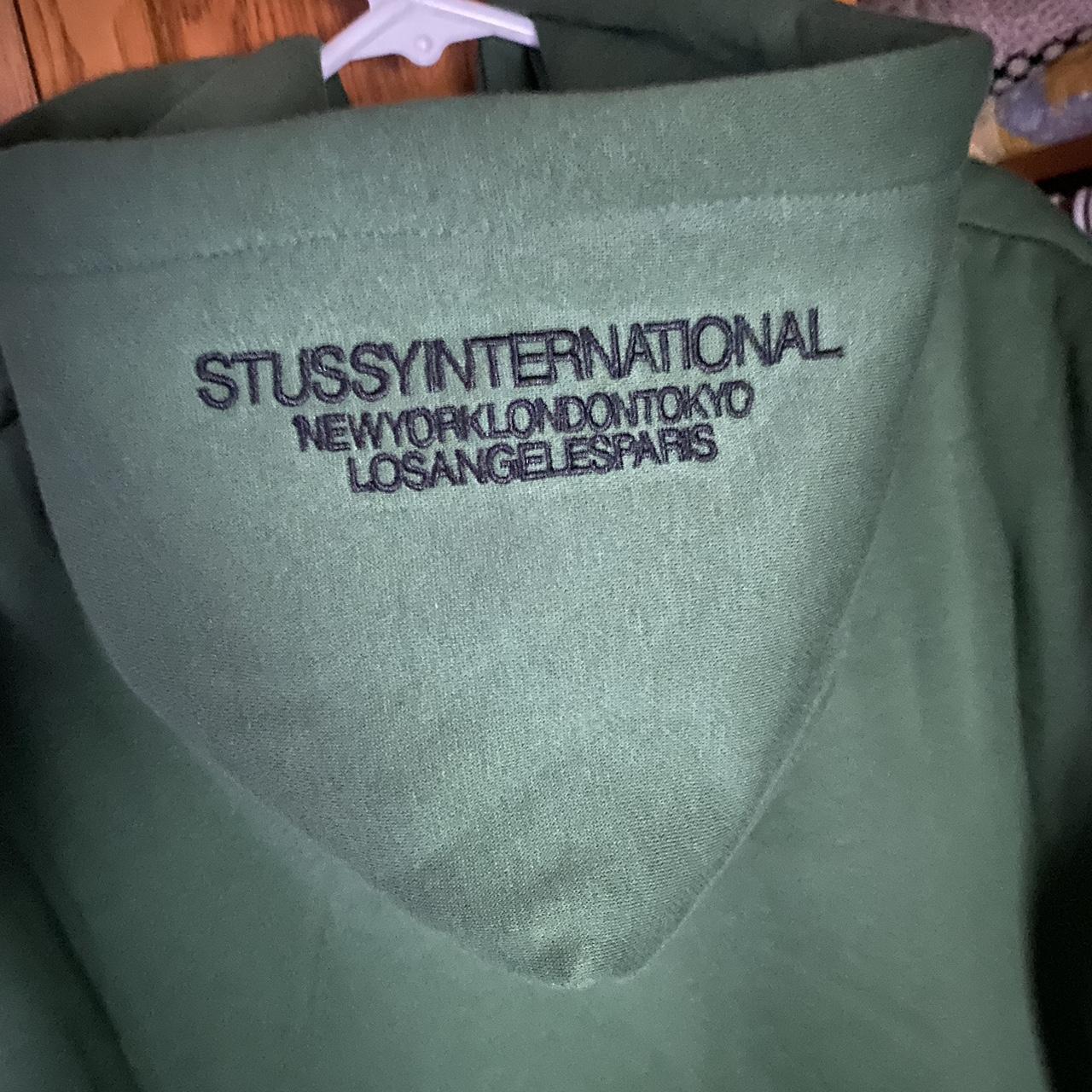 Grey stussy discount hoodie green text