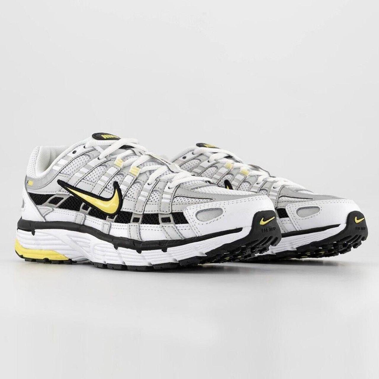 womens silver nike trainers