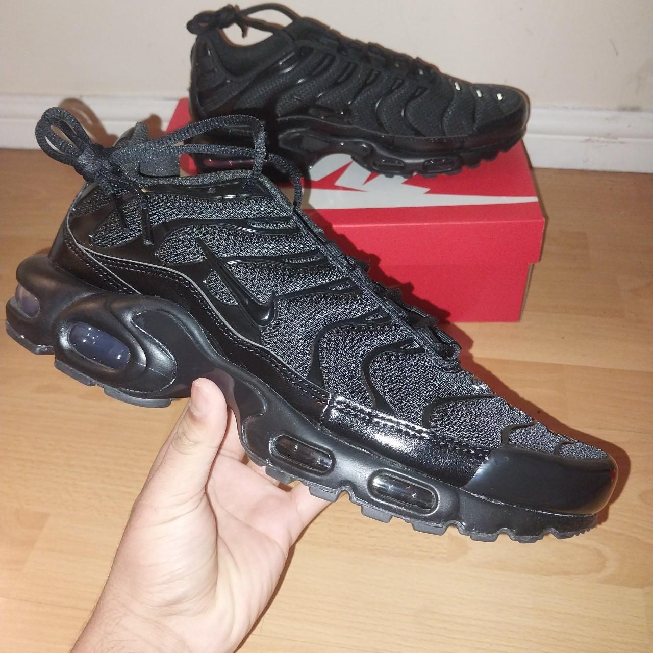 Triple black sale tns mens